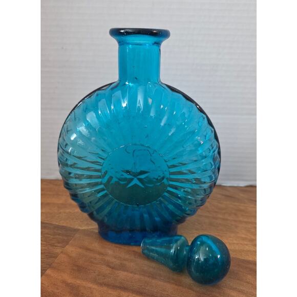 Vtg. Patriotic Decorative Blue Bottle Eagle Star 9 1/2" - Picture 3 of 6